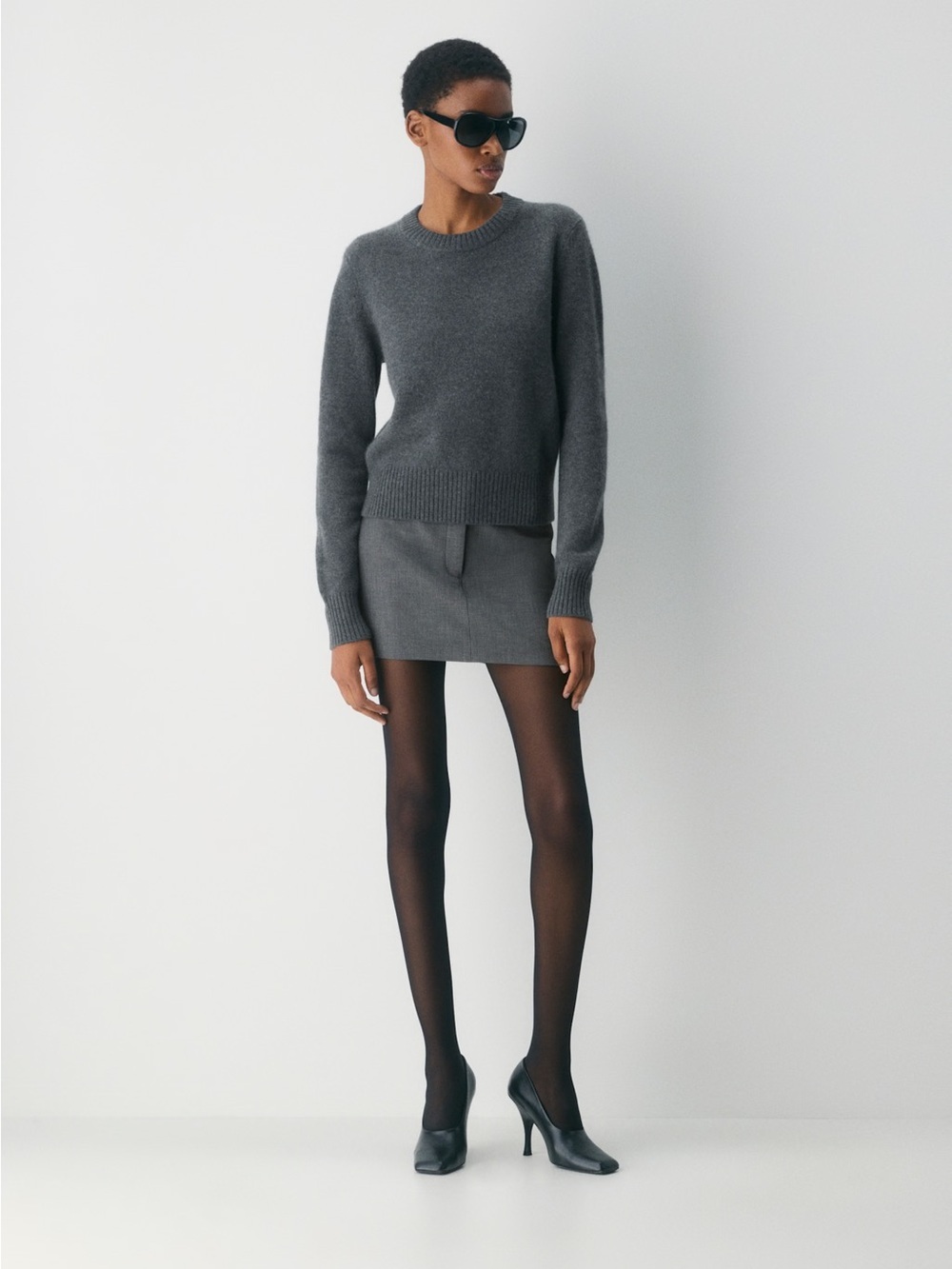 Aritzia Essential Cashmere Nouveau Sweater